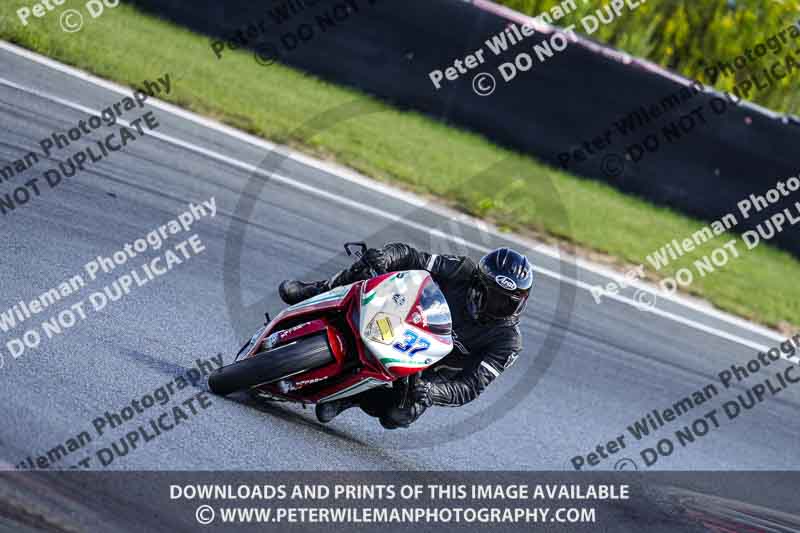 Circuito de Navarra;Spain;event digital images;motorbikes;no limits;peter wileman photography;trackday;trackday digital images